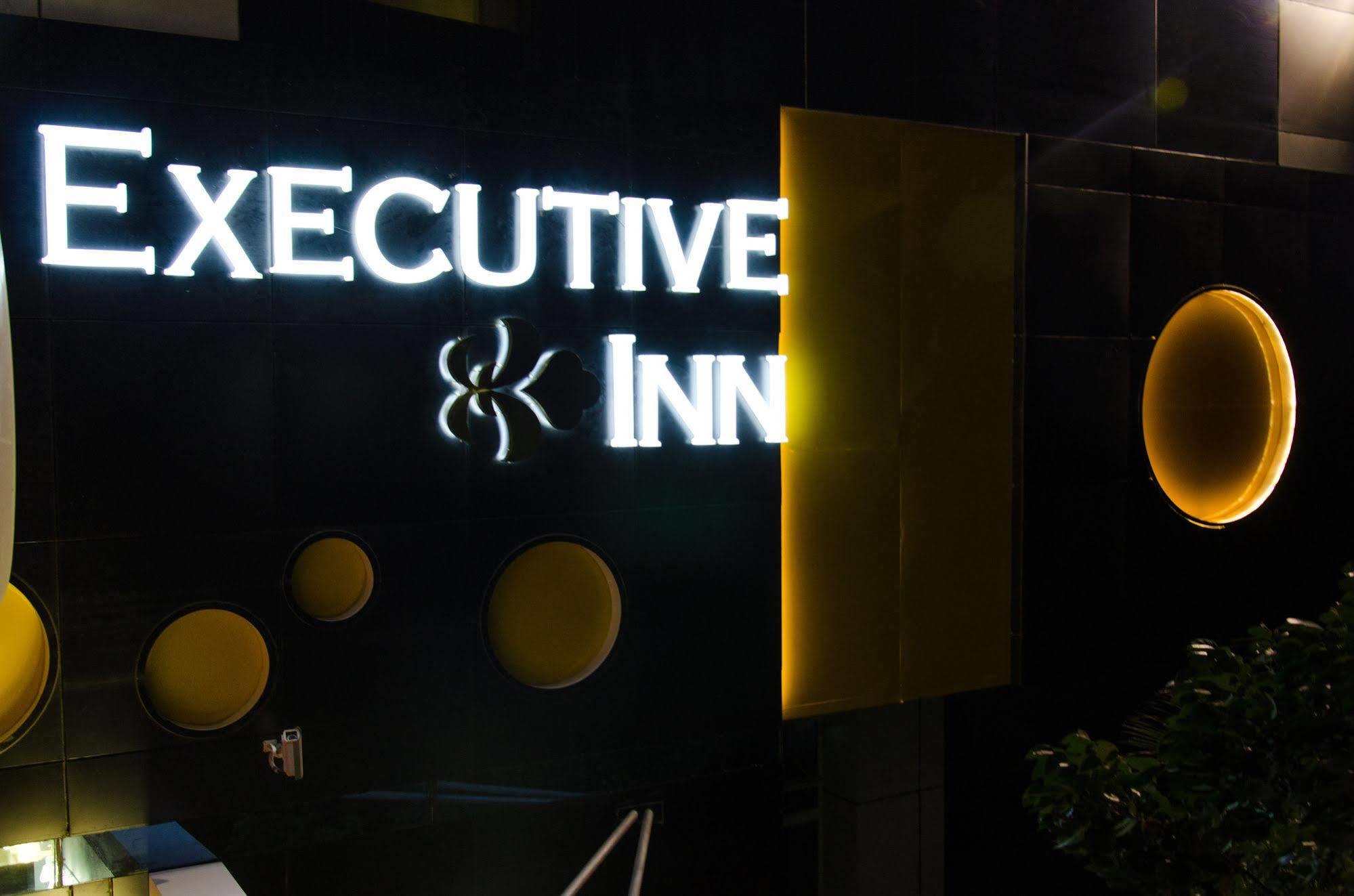Executive Inn Dhaka Exterior photo