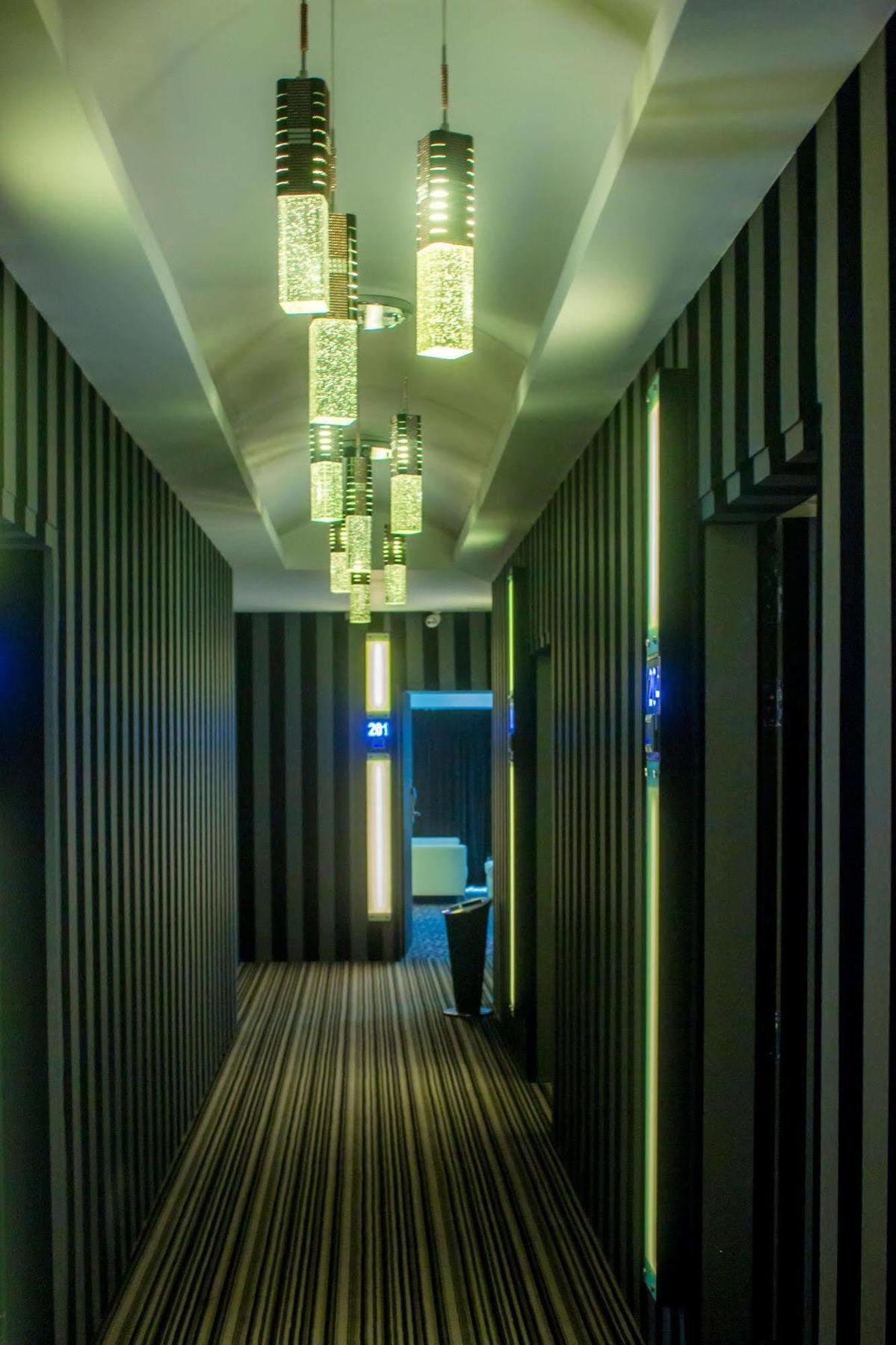 Executive Inn Dhaka Exterior photo